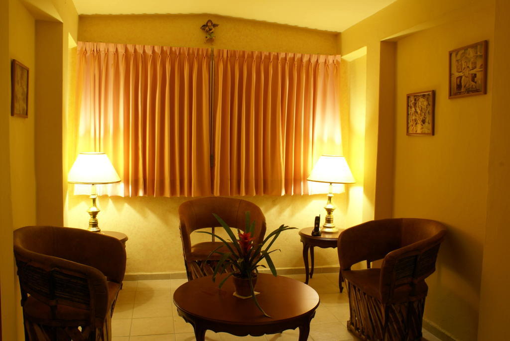 مبيت وإفطار غوادالاجارا Residencia Los Angeles المظهر الخارجي الصورة